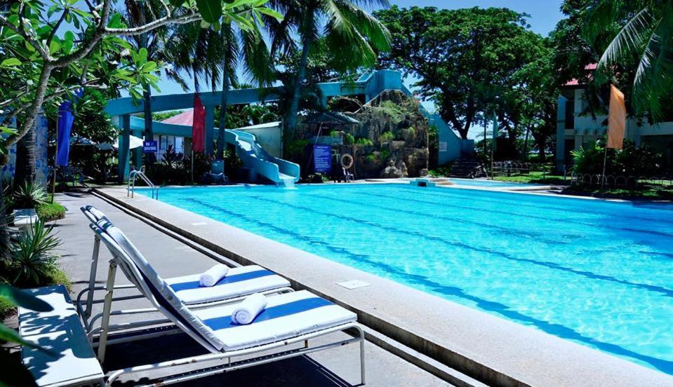 Palmas Del Mar Hotel Bacolod Exterior photo