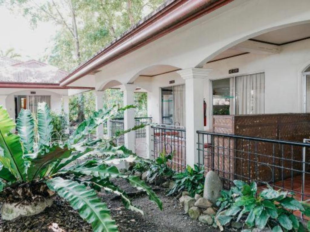 Palmas Del Mar Hotel Bacolod Exterior photo